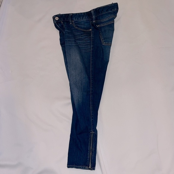 Women’s Express Low Rise Jeans 8R - Picture 6 of 8